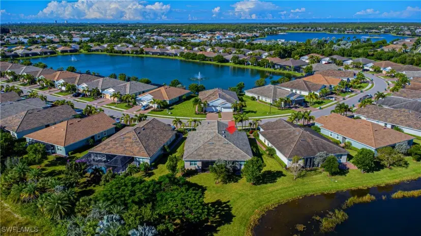 Picture of 14635 Edgewater Cir, Naples FL 34114