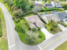 Picture of 744 Belville Blvd, Naples, FL 34104