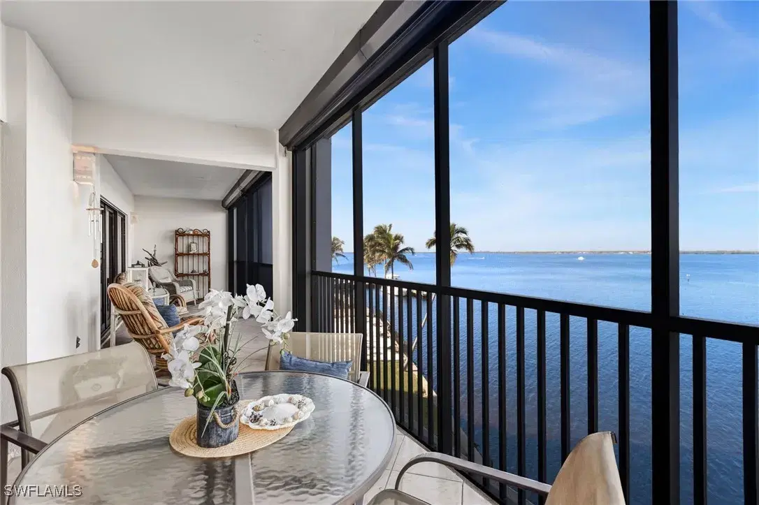 Picture of 1910 Virginia Ave 403, Fort Myers, FL 33901