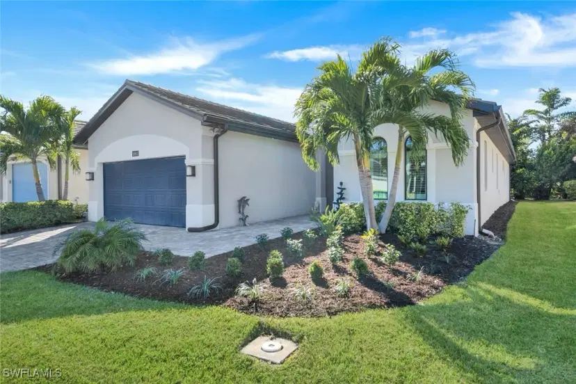 Picture of 10103 Palazzo Dr, Naples FL 34119