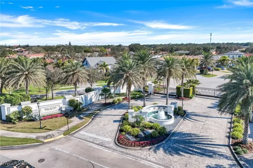 Picture of 10103 Palazzo Dr, Naples FL 34119