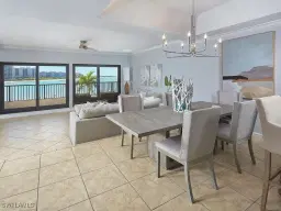 Picture of 324 La Peninsula Blvd 324, Naples, FL 34113