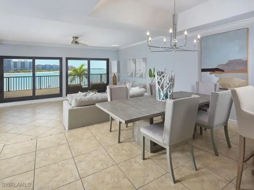 Picture of 324 La Peninsula Blvd 324, Naples FL 34113