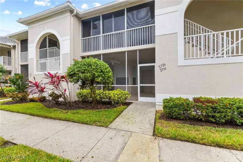 Picture of 10381 Mcarthur Palm Ln 2716, Fort Myers FL 33966