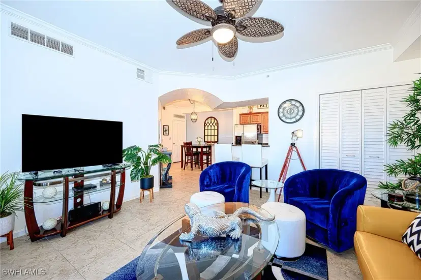 Picture of 12935 Violino Ln 206, Naples FL 34105