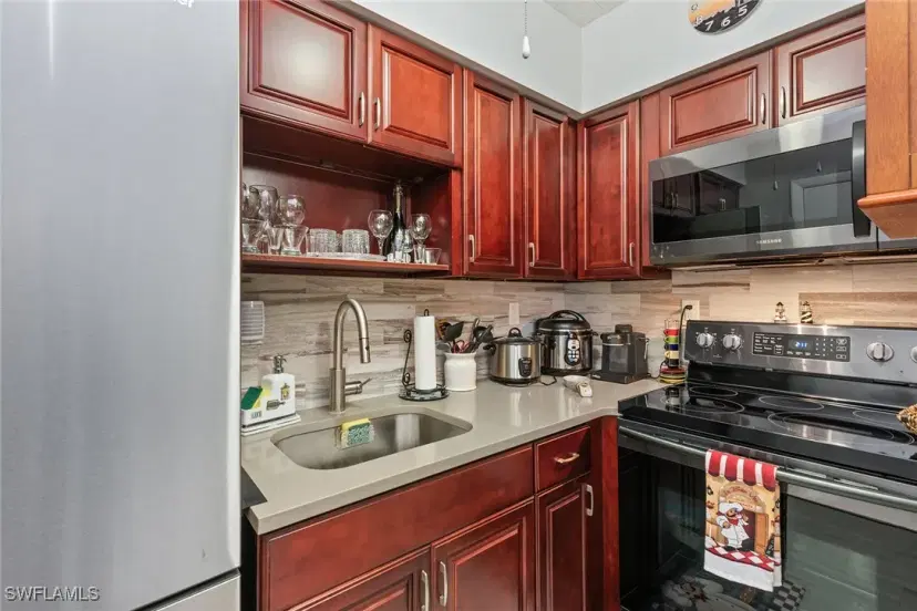 Picture of 167 N Collier Blvd V5, Marco Island FL 34145