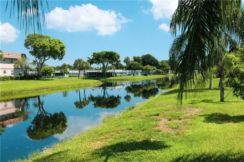 Picture of 286 Monaco F F, Delray Beach FL 33446