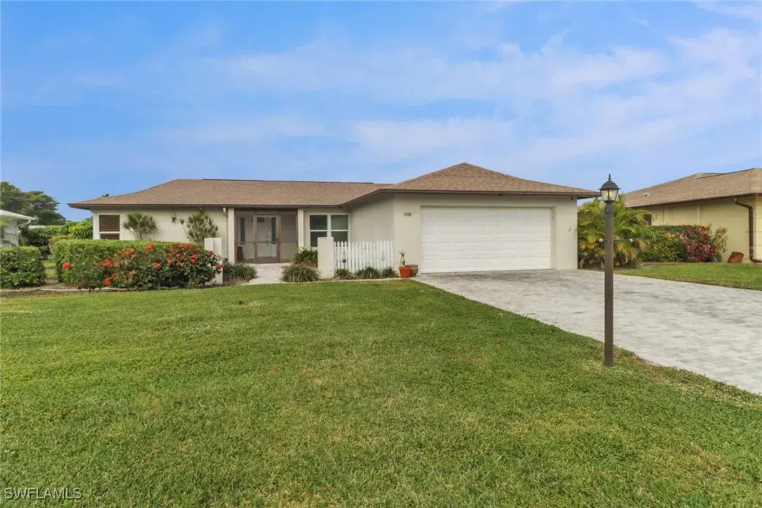 Picture of 4590 Eagle Key Cir, Naples, FL 34112