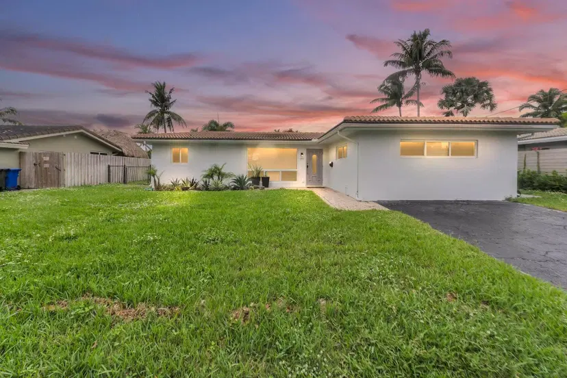 Picture of 5921 NE 15Th Ave, Fort Lauderdale FL 33334
