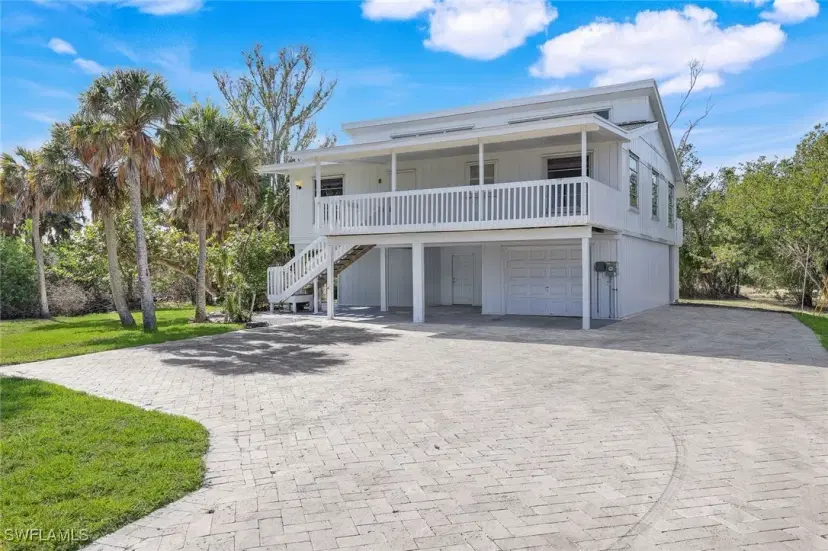 Picture of 455 Peachtree Rd, Sanibel FL 33957