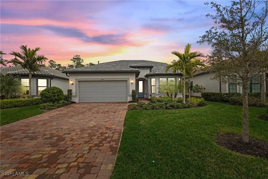 Picture of 6878 Winding Cypress Dr, Naples, FL 34114