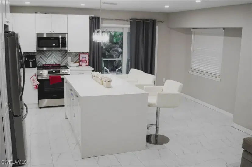 Picture of 136 Hercules Dr, Fort Myers Beach FL 33931
