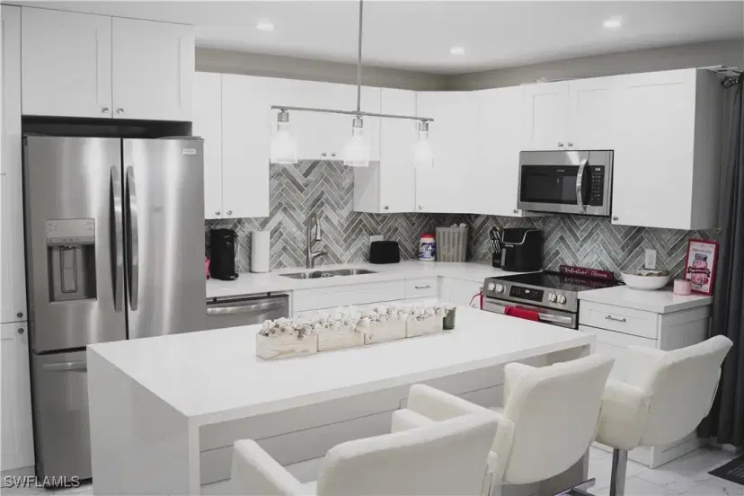 Picture of 136 Hercules Dr, Fort Myers Beach FL 33931