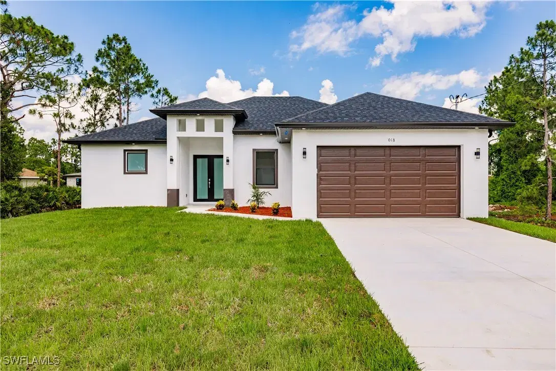 Picture of 3005 28Th St Sw, Lehigh Acres, FL 33976