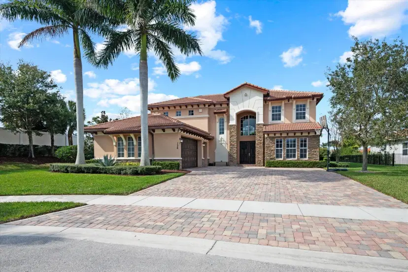 Picture of 136 Steeple Circle, Jupiter FL 33458