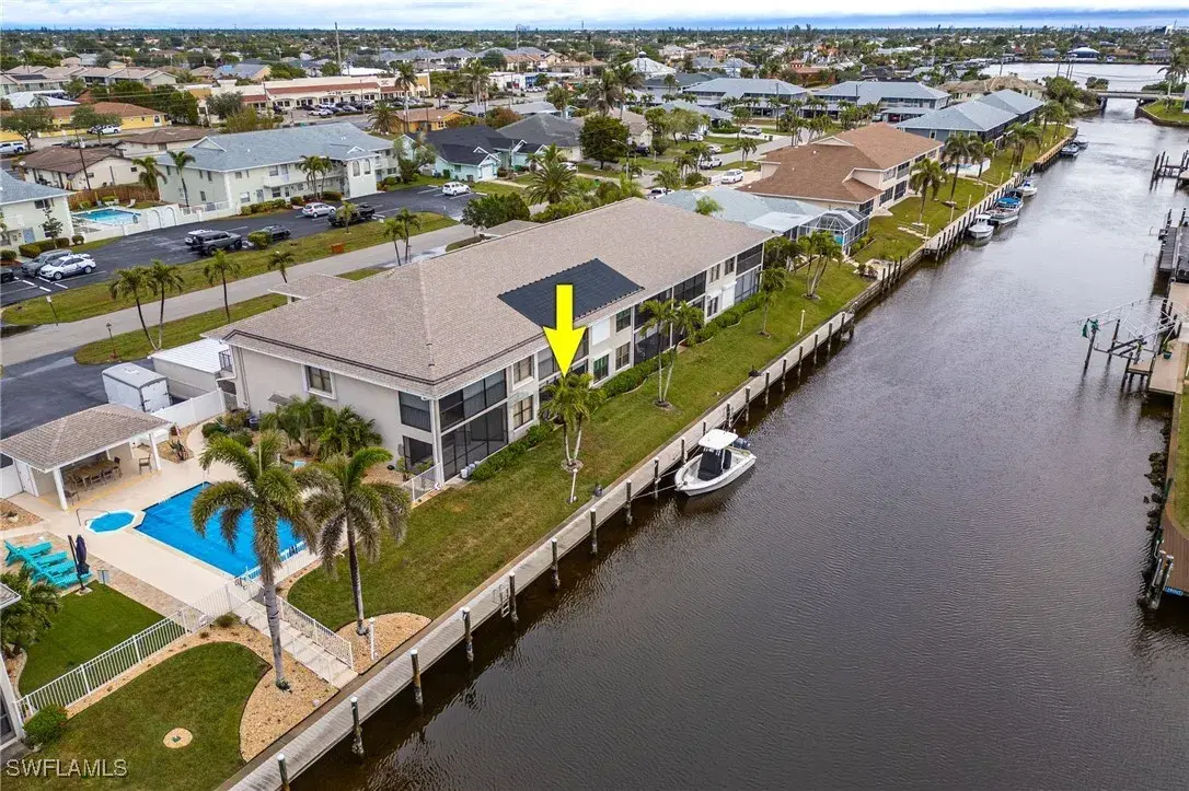 Picture of 902 SW 48Th Ter 104, Cape Coral, FL 33914