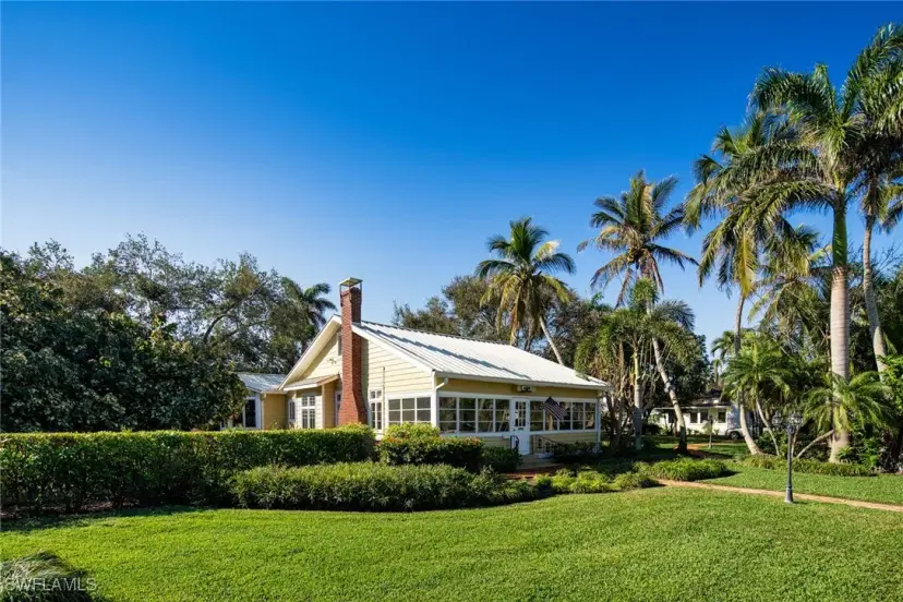 Picture of 88 66 11Th Ave S, Naples FL 34102