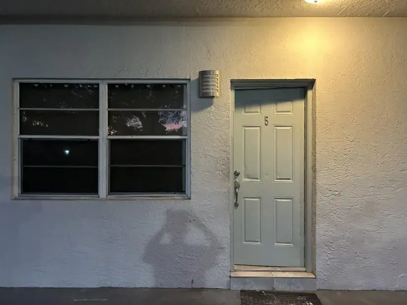 Picture of 1925 Madison St 5, Hollywood FL 33020