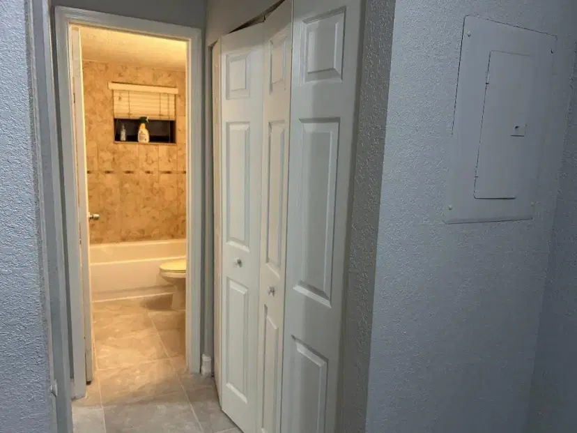 Picture of 1925 Madison St 5, Hollywood FL 33020