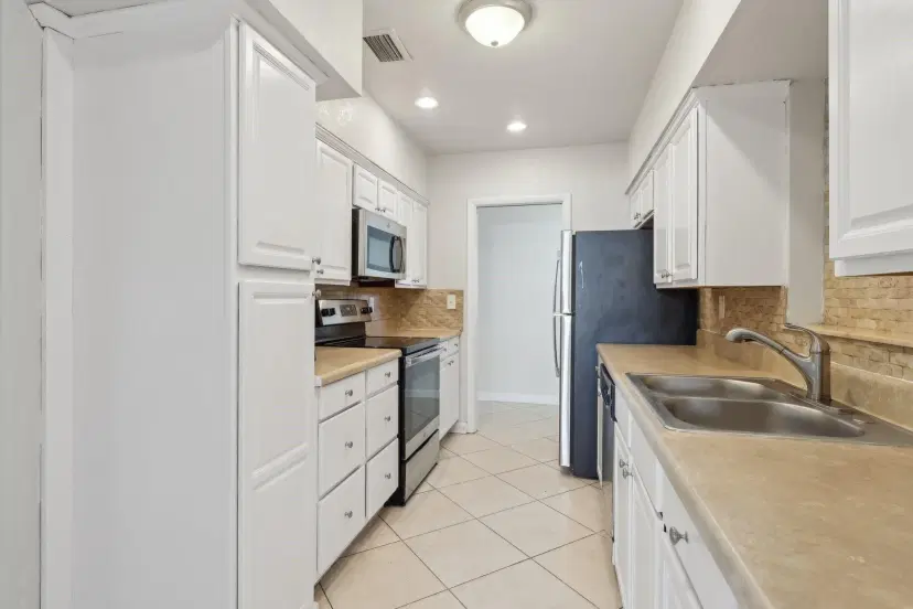 Picture of 1213 W Mango St, Lantana FL 33462