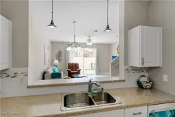 Picture of 3635 Pine Oak Cir 104, Fort Myers, FL 33916