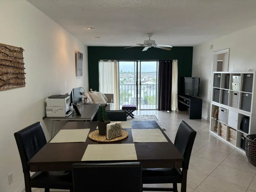 Picture of 1101 Crystal Lake Dr 507, Deerfield Beach FL 33064