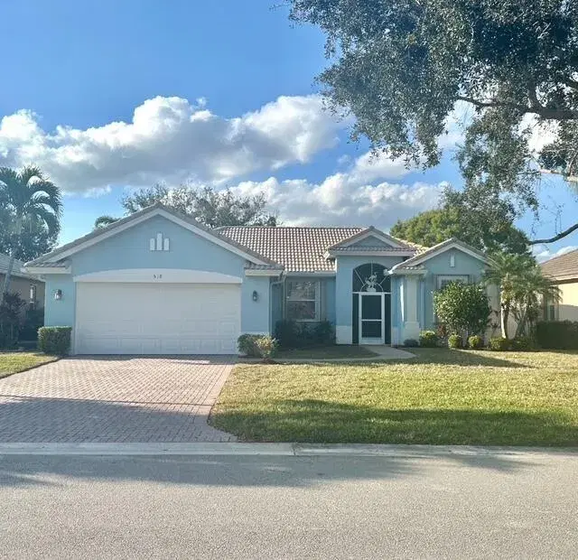Picture of 518 NW Waverly Circle, Port St Lucie, FL 34983