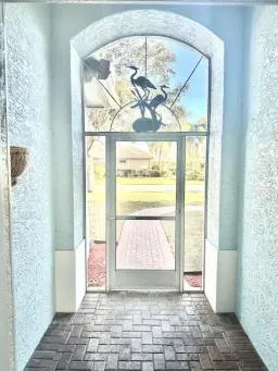 Picture of 518 NW Waverly Circle, Port St Lucie, FL 34983
