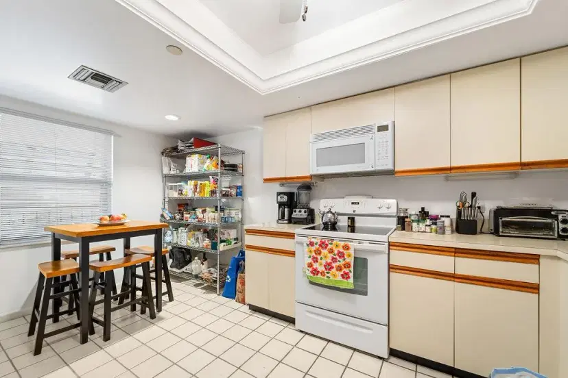 Picture of 356 Golfview Road 505, North Palm Beach FL 33408