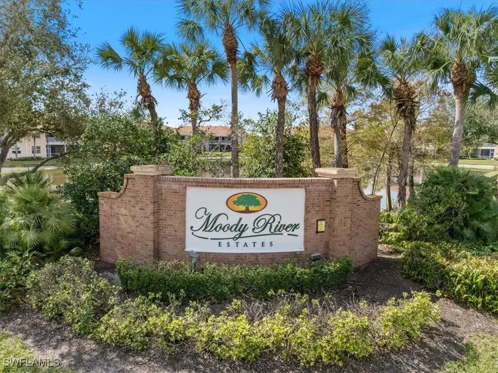 Picture of 3170 Sea Trawler Bend 1303, North Fort Myers, FL 33903