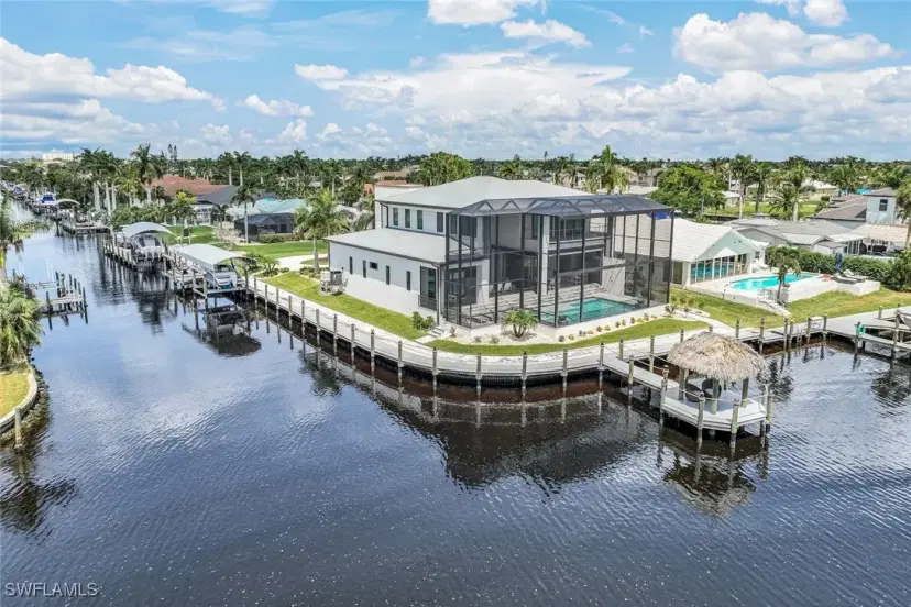 Picture of 5622 Coronado Ct, Cape Coral FL 33904