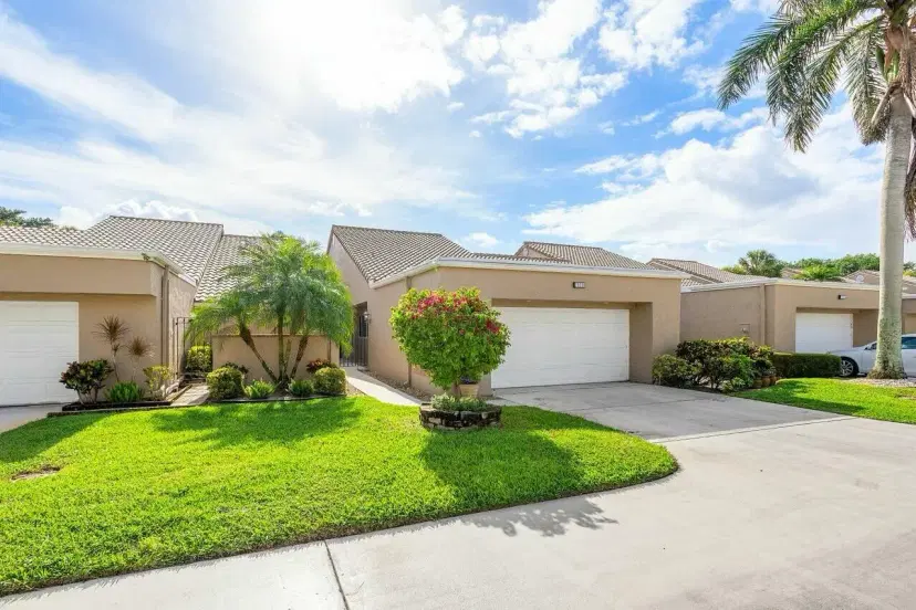 Picture of 11110 Applegate Circle, Boynton Beach FL 33437