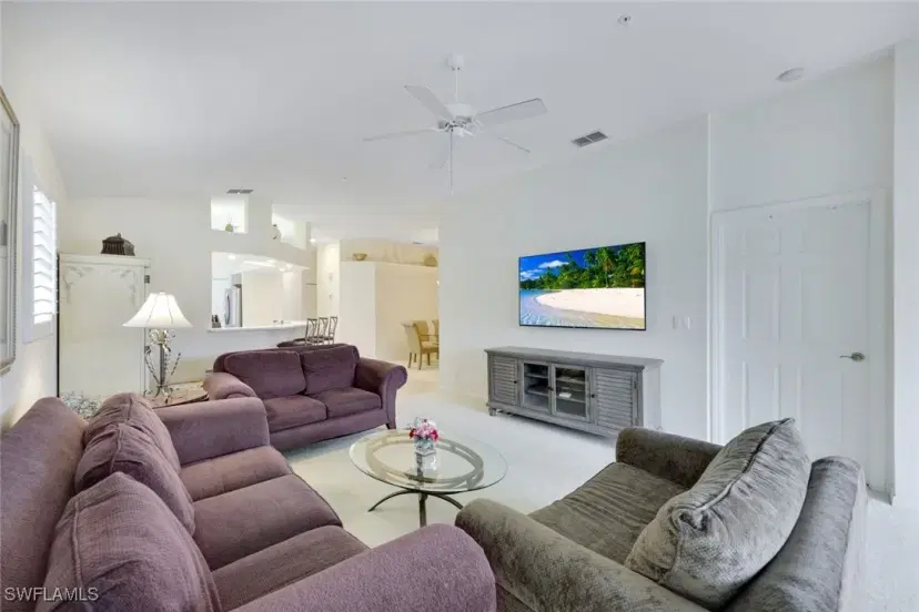 Picture of 6914 Satinleaf Rd N 204, Naples FL 34109