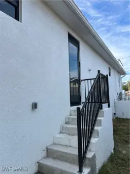 Picture of 11671 Pawley Ave, Bonita Springs, FL 34135