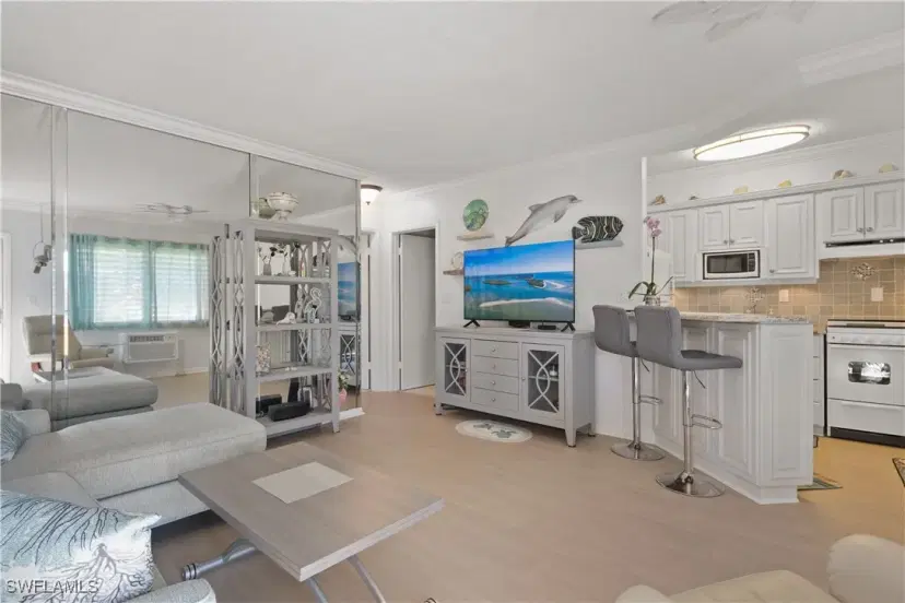 Picture of 167 N Collier Blvd G9, Marco Island FL 34145