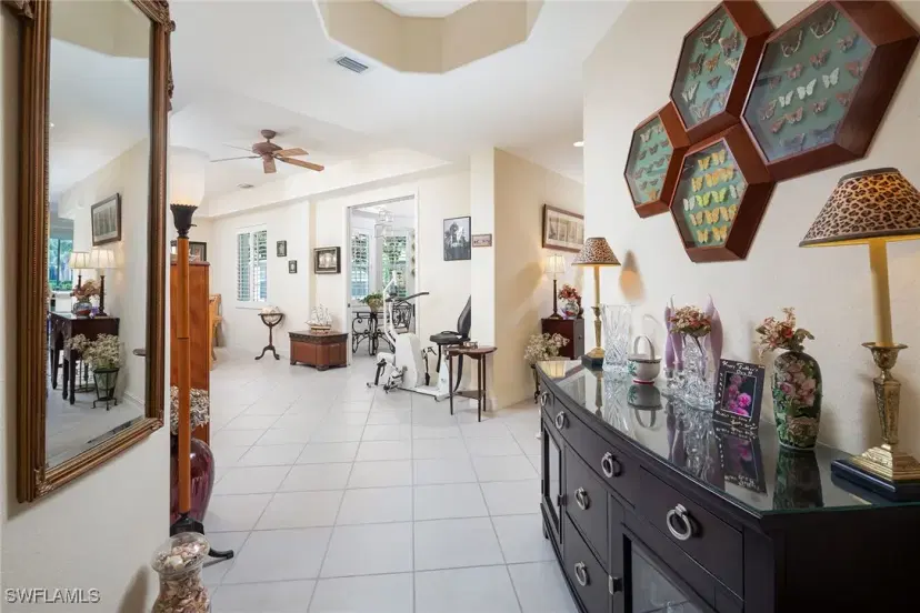 Picture of 4751 Stratford Ct 2401, Naples FL 34105