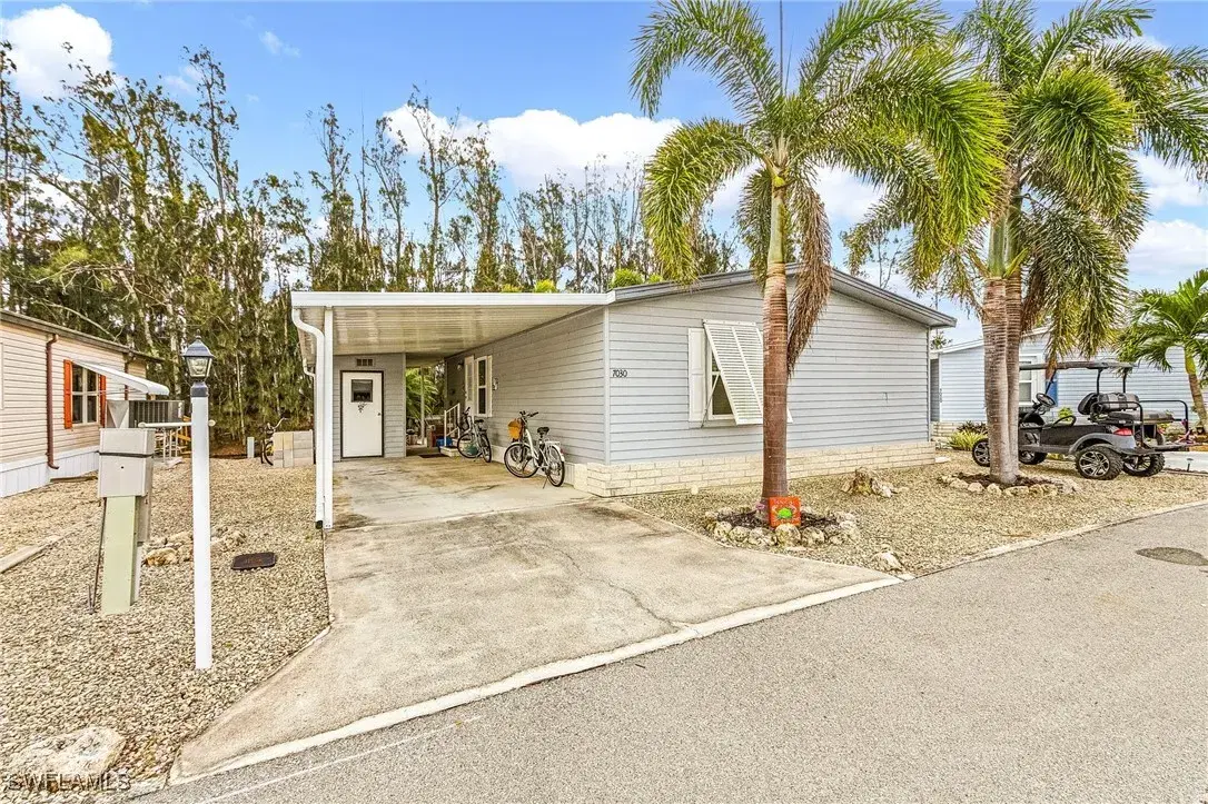 Picture of 7030 Drum Dr, St. James City, FL 33956