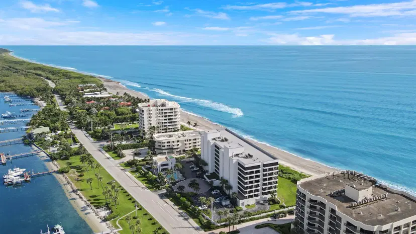 Picture of 19900 Beach 401 Road 401, Jupiter FL 33469