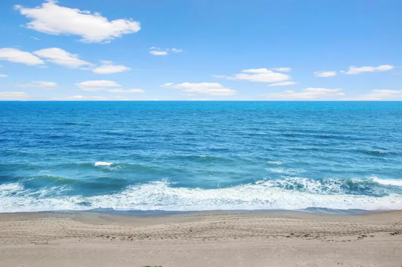 Picture of 19900 Beach 401 Road 401, Jupiter FL 33469
