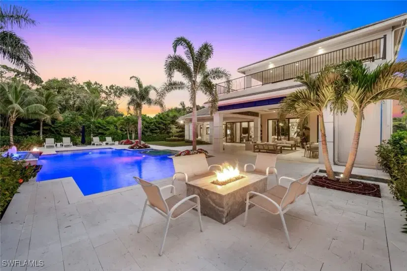 Picture of 201 Caribbean Rd, Naples FL 34108