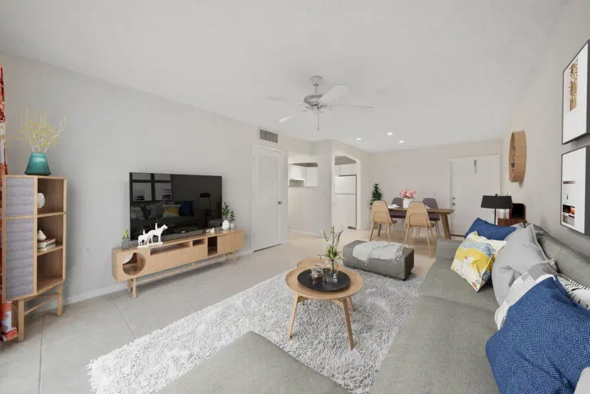 Picture of 875 NW 13Th Street 307, Boca Raton FL 33486