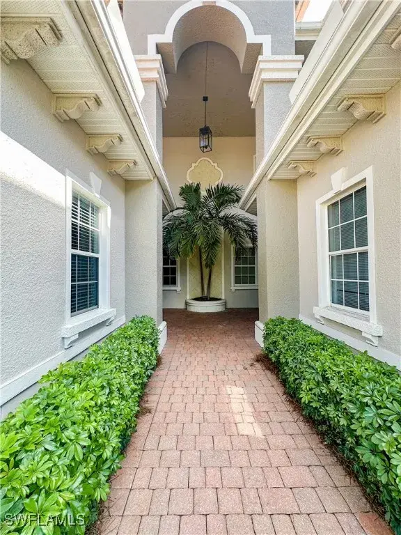 Picture of 7172 Lemuria Cir 1802, Naples, FL 34109