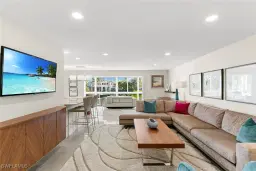 Picture of 1910 Gulf Shore Blvd N 212, Naples, FL 34102