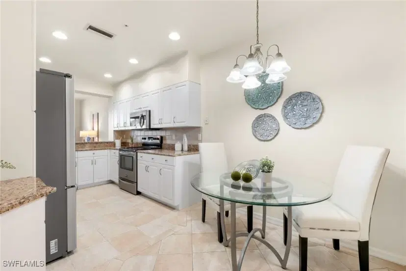 Picture of 11120 Harbour Yacht CT 23C, Fort Myers FL 33908