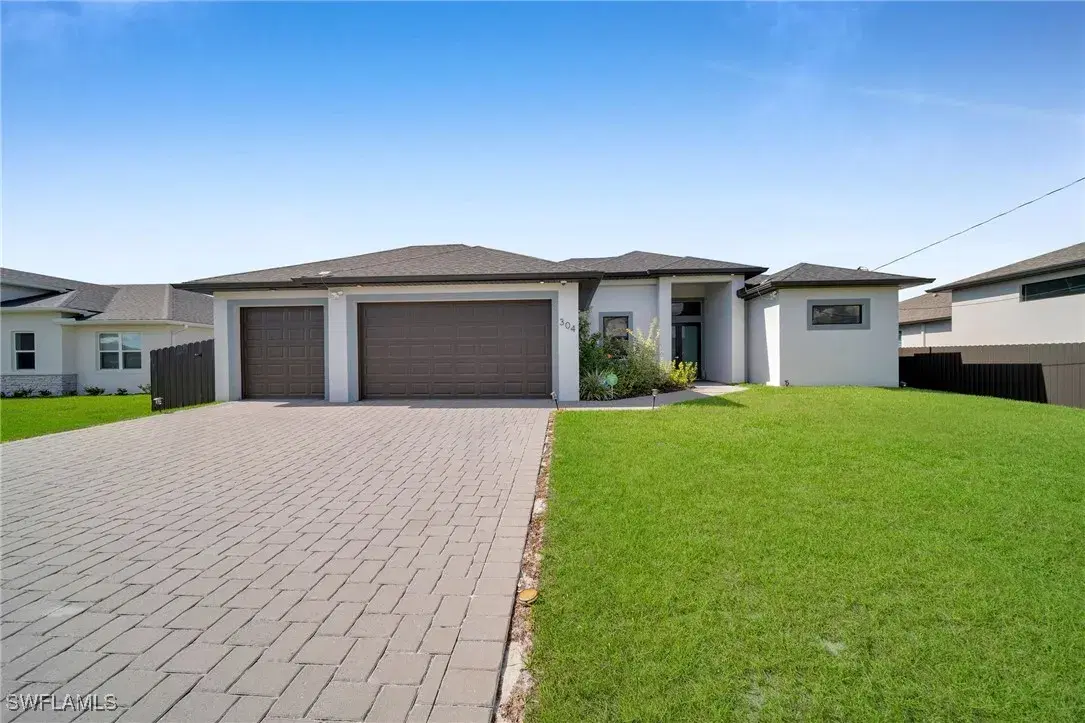 Picture of 304 NW 4Th Ave, Cape Coral, FL 33993