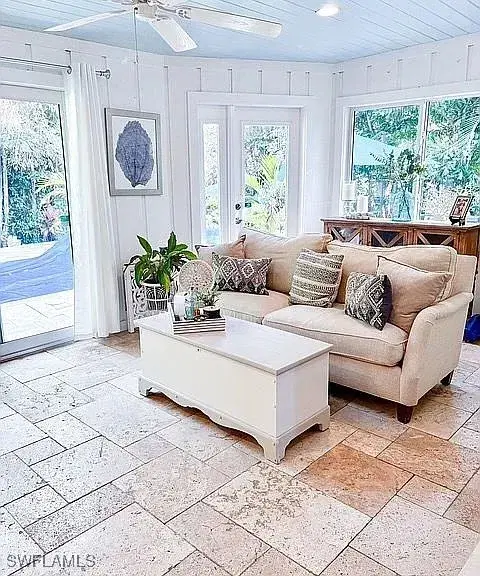 Picture of 1105 Sandpiper St, Naples FL 34102
