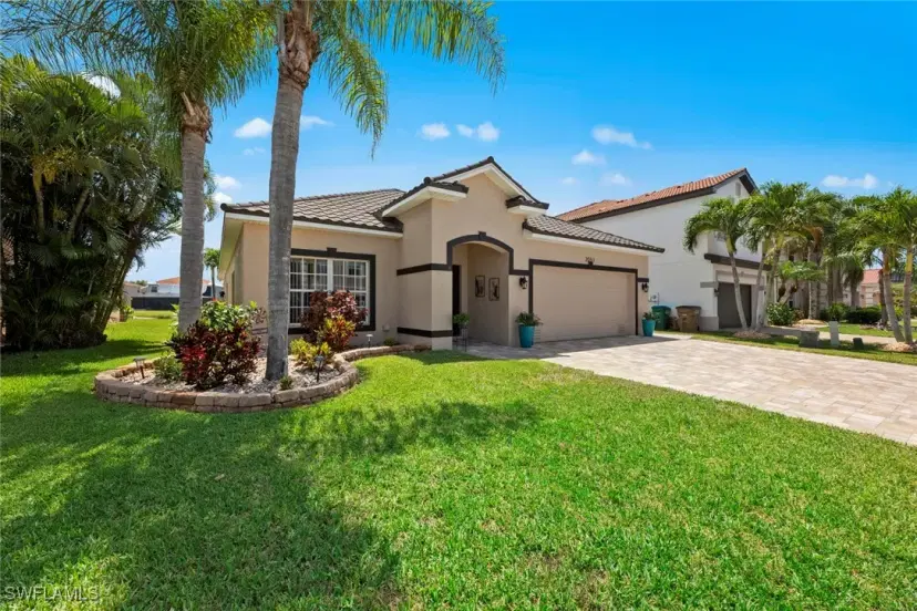 Picture of 2051 Willow Branch Dr, Cape Coral FL 33991