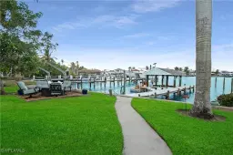 Picture of 5 Pelican St E, Naples, FL 34113