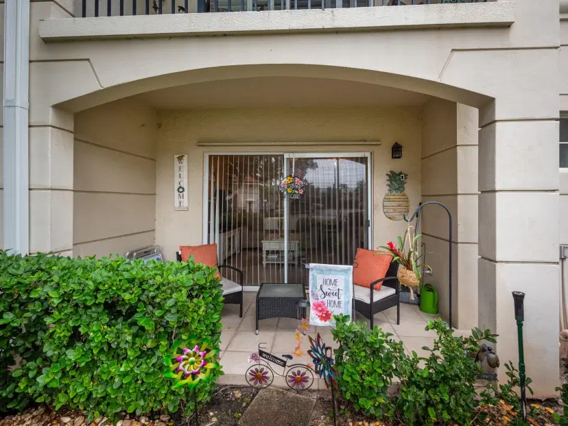 Picture of 2105 Tuscany Way 2105, Boynton Beach FL 33435