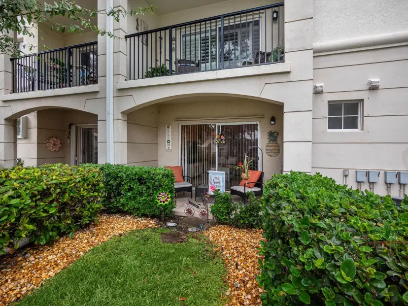 Picture of 2105 Tuscany Way 2105, Boynton Beach FL 33435